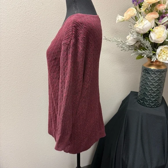 Rebecca Malone Woman Burgundy Ribbed Knit Henley Sweater 3/4 Sleeve Cozy - Picture 2 of 7